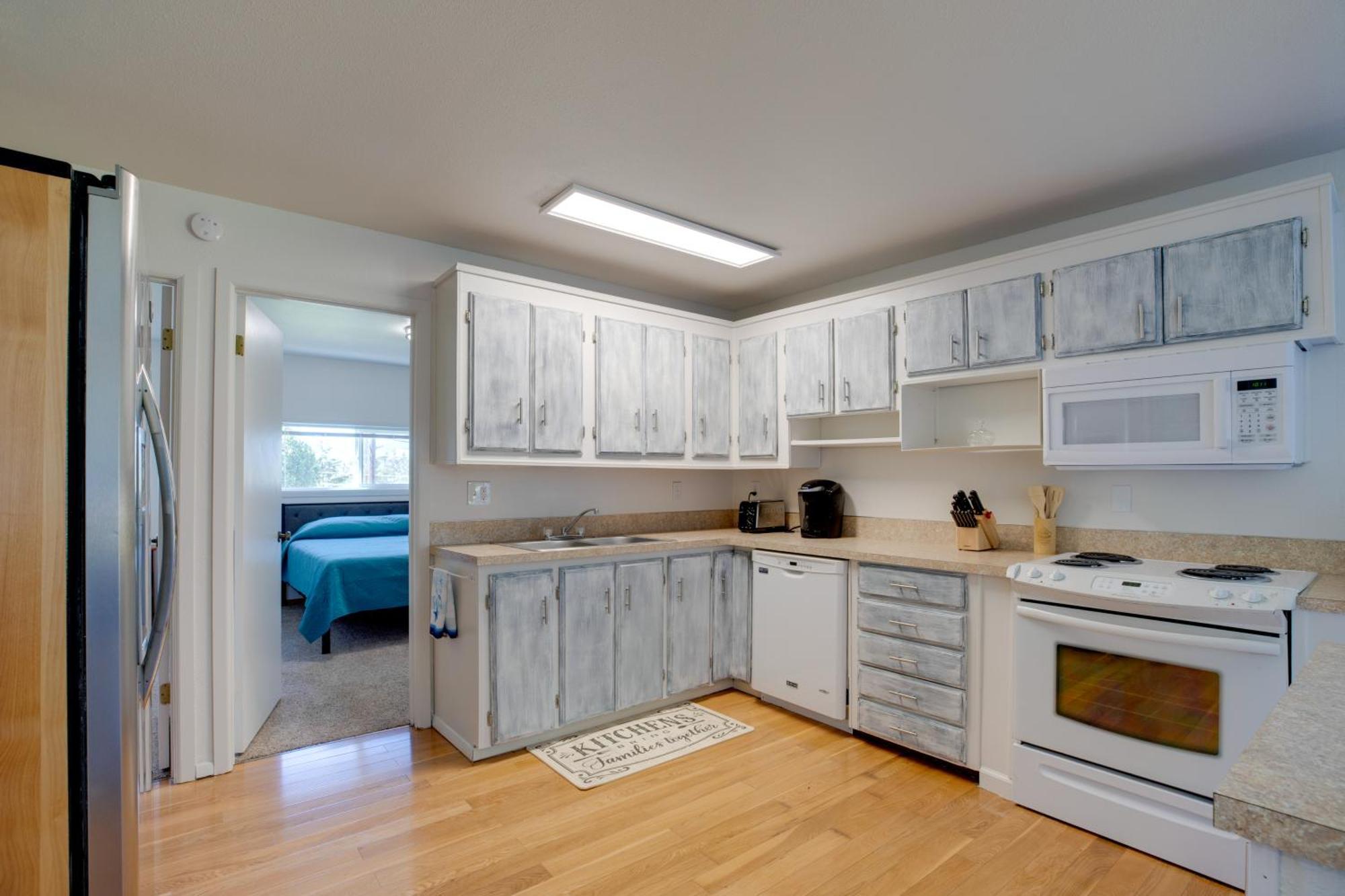 Bay City Vacation Rental Escape About 5 Mi To Marina! ภายนอก รูปภาพ